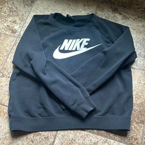 Nike crewneck